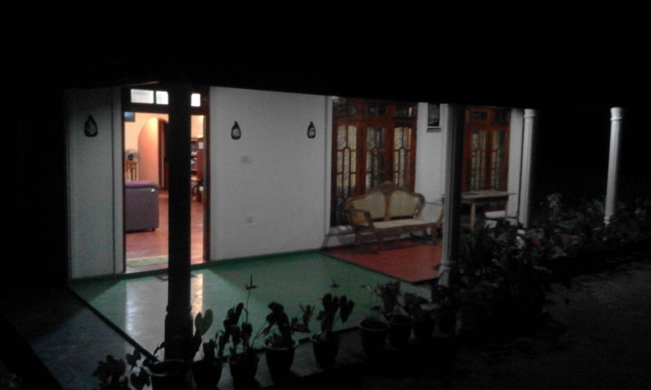 Lak Sewana Home Stay Kandy Exterior photo